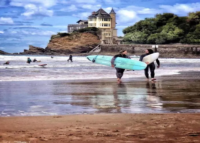 Tatil Evi Charming Town Centre House With Garden Dax