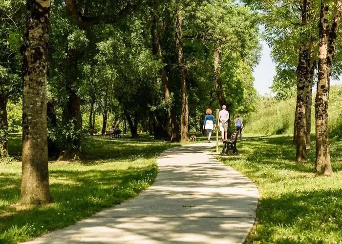 Tatil Evi Charming Town Centre House With Garden *